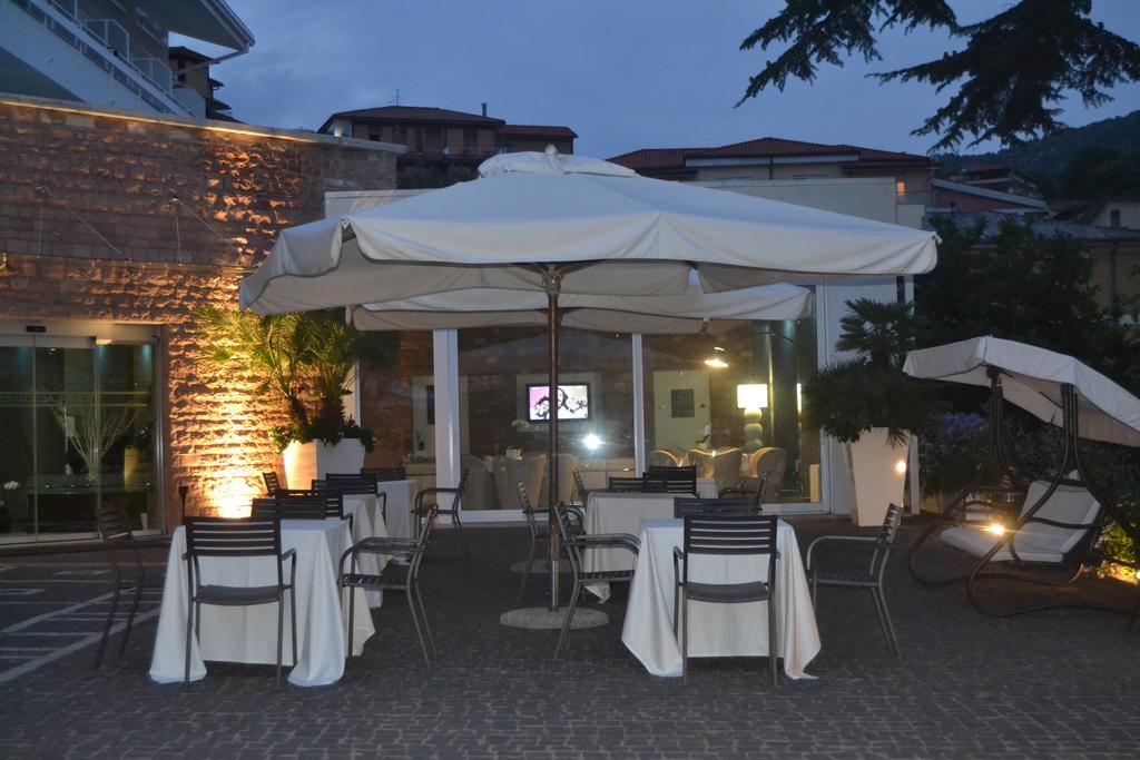 Albergo La Pace Segni Exterior photo