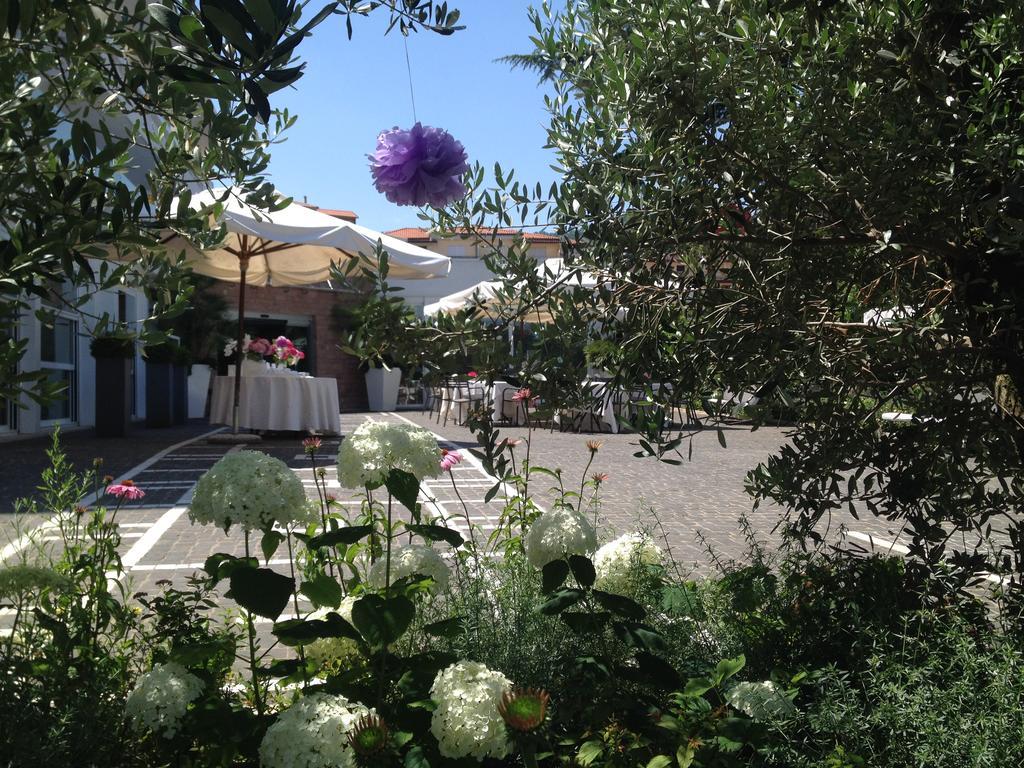Albergo La Pace Segni Exterior photo